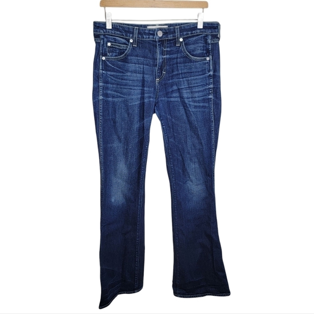 AMO | Low Rise Kick Flare Jeans in True Blue 33" Inseam Size 30